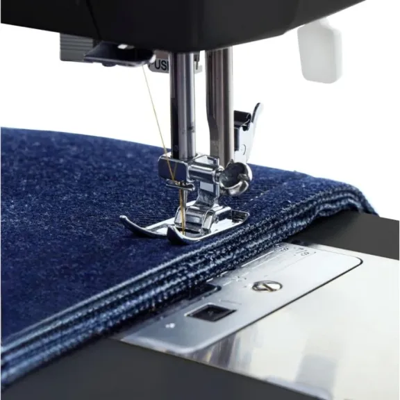 Maquina de coser singer heavy duty 4432 black edition